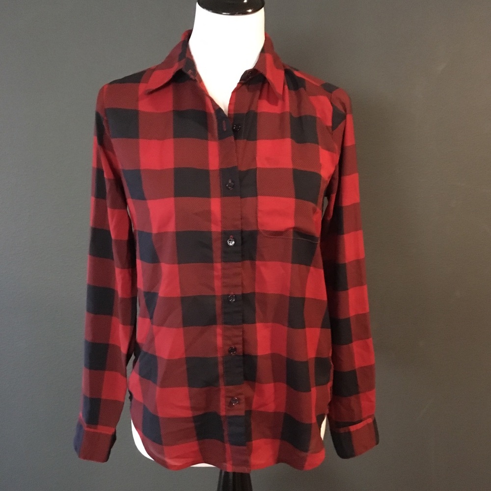 F21 Plaid Button-up shirt